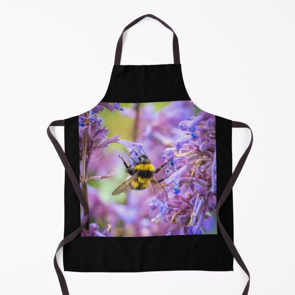Aperçu de l'œuvre Bumble Bee créée et vendue par TravellingFatmn.
