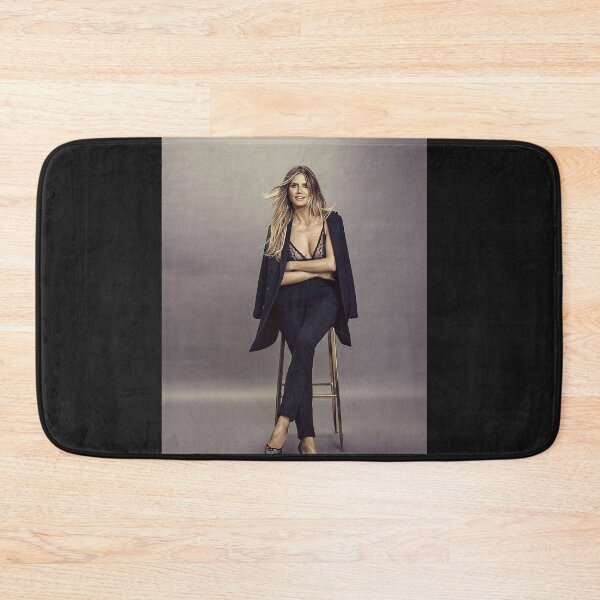Item preview, Heidi Klum looks gorgeous with glamorous elegant style designed and sold by CandidoWeissnat.
