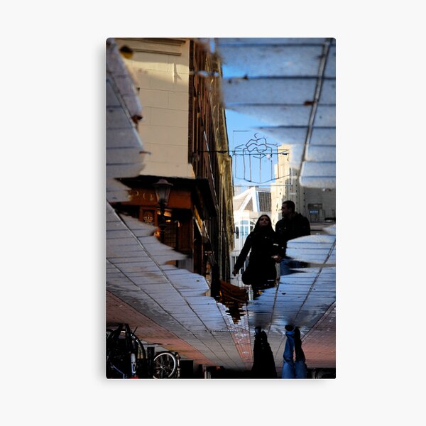 Street couple Canvas Print