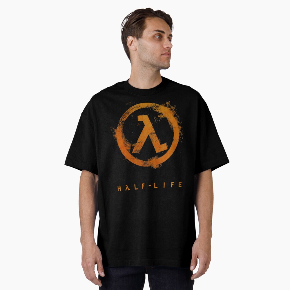 Aperçu de l'œuvre T-shirt oversize créée et vendue par EliseTexier47.