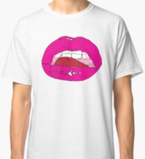 Kiss Kiss Classic T-Shirt