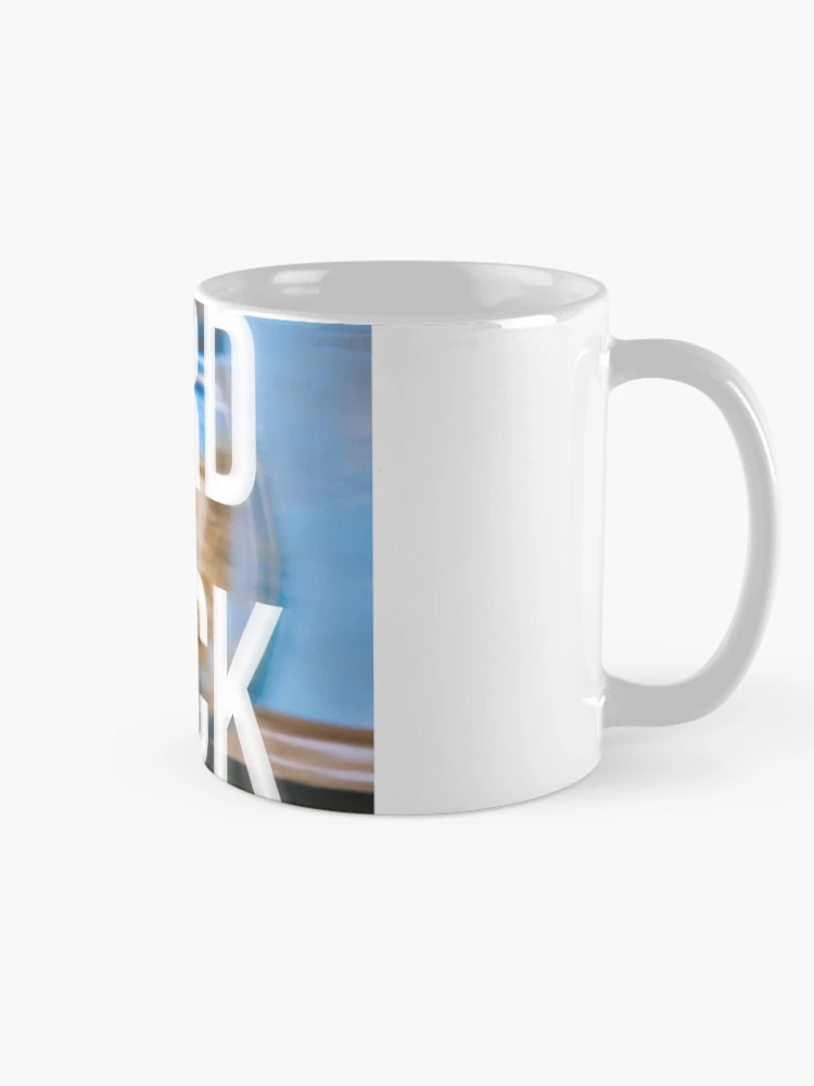 Aperçu 3 sur 6. Mug à café avec l'œuvre Oiseau Rocher créée et vendue par Riley-Racoon.