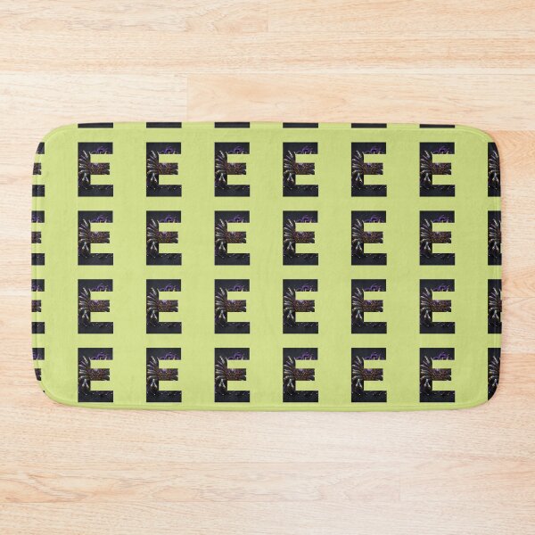 Artikelvorschau, Mein Name beginnt mit E – Design 1 #E #alphabet #spider entworfen und verkauft von Propc.