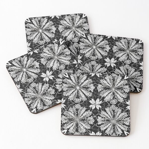 Artikelvorschau, Buntes Fantasiemuster schwarz weiß Ornamente Spitzenmuster entworfen und verkauft von G-M-Designs.