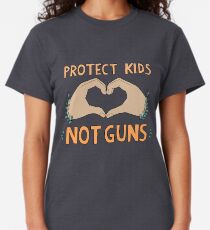PROTECT KIDS, NOT GUNS Classic T-Shirt