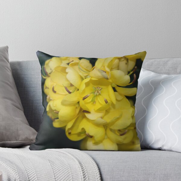 Aperçu de l'œuvre Yellow Flowers no.4 créée et vendue par becSamways.