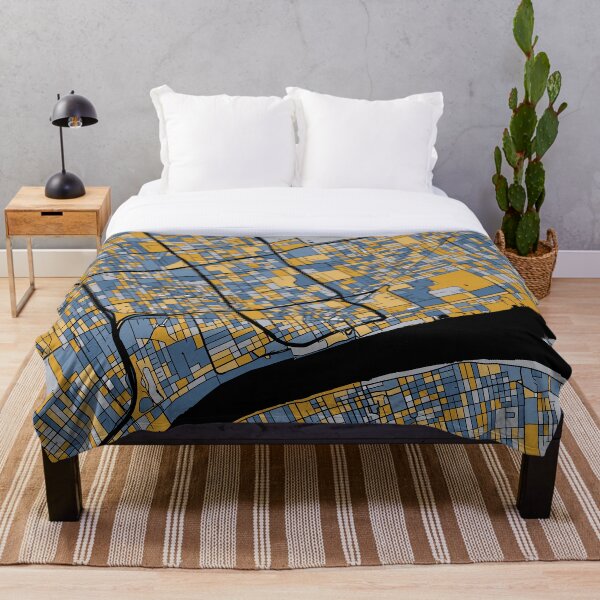 Artikelvorschau, Detroit-Kartenmuster in Blau und Gold entworfen und verkauft von PatternMaps.
