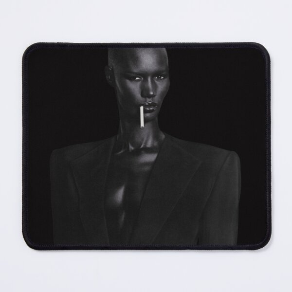 Artikelvorschau, Grace Jones entworfen und verkauft von CharlesMatsuda.