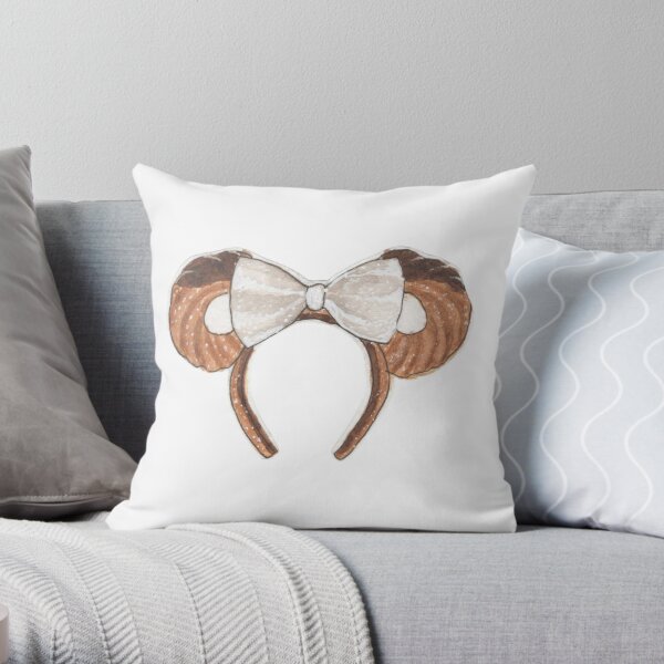 https://ih1.redbubble.net/image.5171152222.2043/throwpillow,small,600x-bg,f8f8f8-c,0,120,600,600.jpg