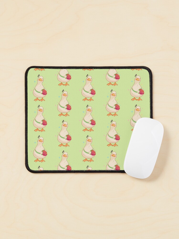 Imagen 1 de 5, Alfombrilla de ratón con la obra pato con bolsa de fresa, diseñada y vendida por CuteBlueArt.