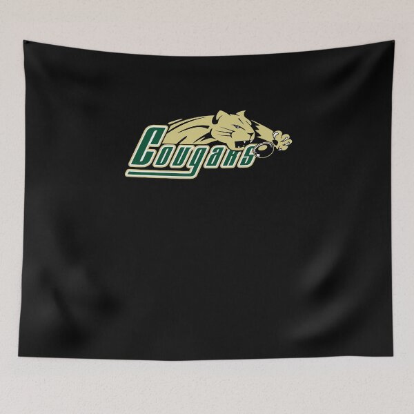 Artikelvorschau, Cobourg Cougars Essential T-Shirt entworfen und verkauft von ShirleyOsterho.