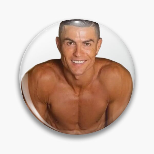 Aperçu de l'œuvre Cristiano Ronaldo avec une figurine super chaude créée et vendue par Your Favorite Store.