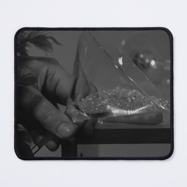 Artikelvorschau, Diamant-Martini in der Hand entworfen und verkauft von FallenTrickster.