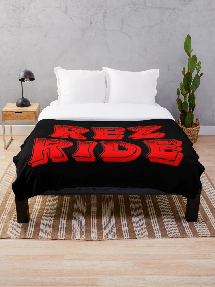 Aperçu 1 sur 6. Plaid avec l'œuvre Rez Ride / Rouge créée et vendue par JMWCD.