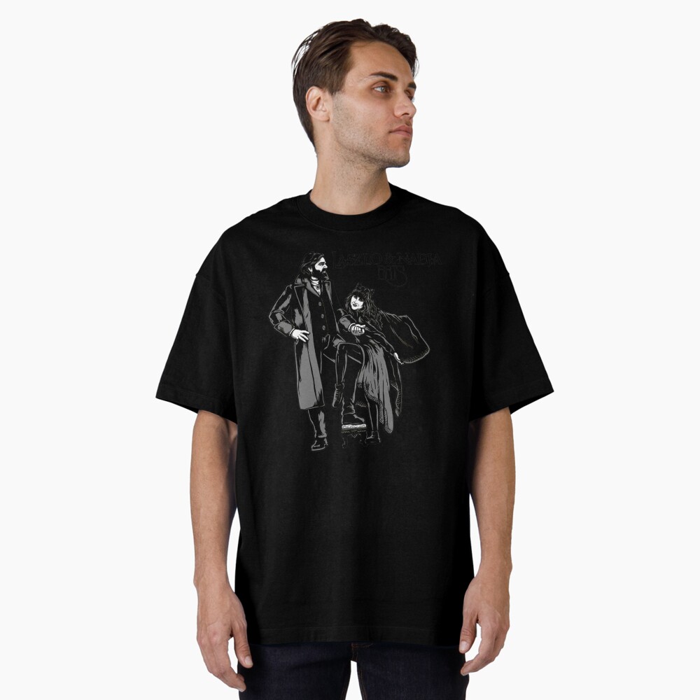 Aperçu de l'œuvre T-shirt oversize créée et vendue par NixonNewnham.