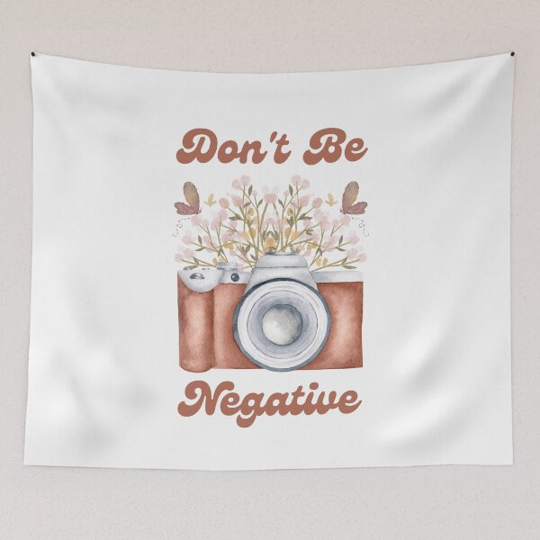 Artikelvorschau, Don't Be Negative Camera entworfen und verkauft von HappyLifeCreate.