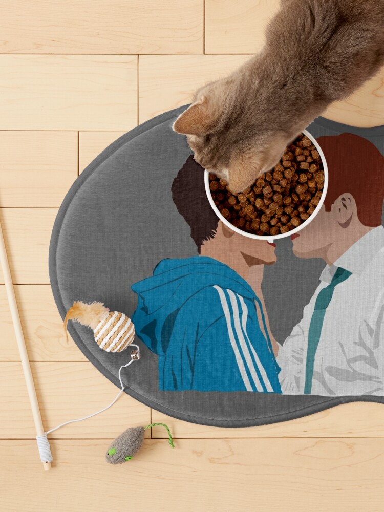 Thumbnail 3 of 5, Pet Mat, Heartstopper - Nick and Charlie kiss in the door after prom designed and sold by ManoTV.