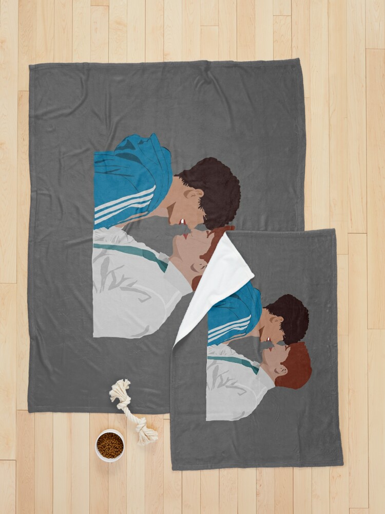 Pet Blanket, Heartstopper - Nick and Charlie kiss in the door after prom designed and sold by ManoTV
