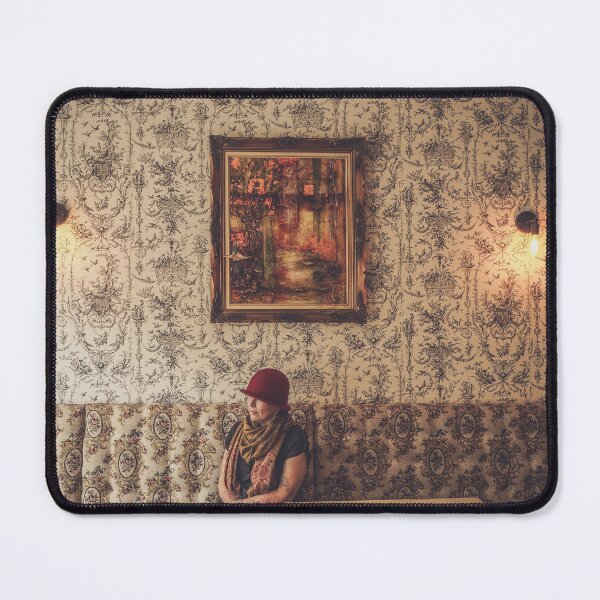 Item preview, red-hat designed and sold by Jean-François Dupuis.