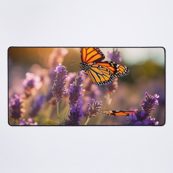 Aperçu de l'œuvre Papillon monarque sur fleur de lavande créée et vendue par RemoteStudio.