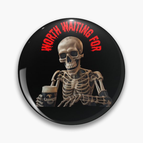 Artikelvorschau, Guinness Drinking St. Patricks Day Saint Paddys Day Halloween Skeleton Irish Shirt, auf das es sich zu warten lohnt entworfen und verkauft von Culveays.
