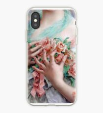 Französische Frau, die Rosen, Weinlesemalerei hält iPhone-Hülle & Cover