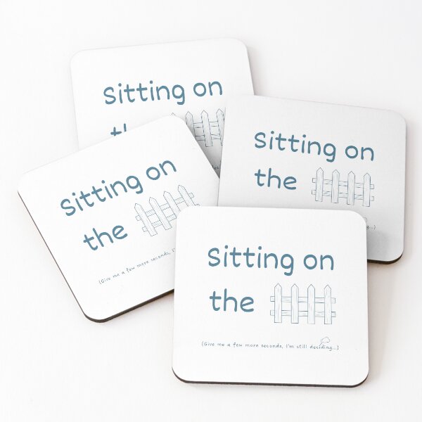 Artikelvorschau, Idiom „Sitzen auf dem Zaun“ (dunkelblau) entworfen und verkauft von Idioms4u.
