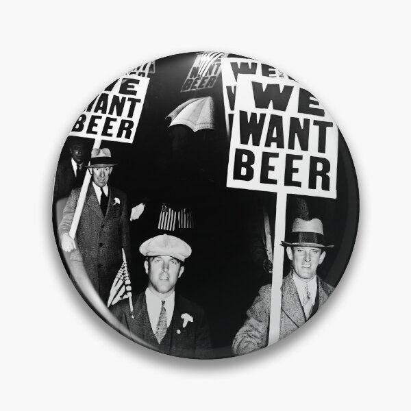 Artikelvorschau, We Want Beer, Prohibition, Black and White, Old Photo, Beer Protest, Funny, Vintage Beer Art entworfen und verkauft von vintagevivian.