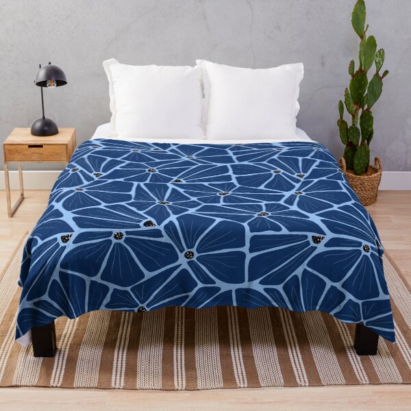 Abstract Modern Floral Pattern - Navi Blue Mosaic Throw Blanket