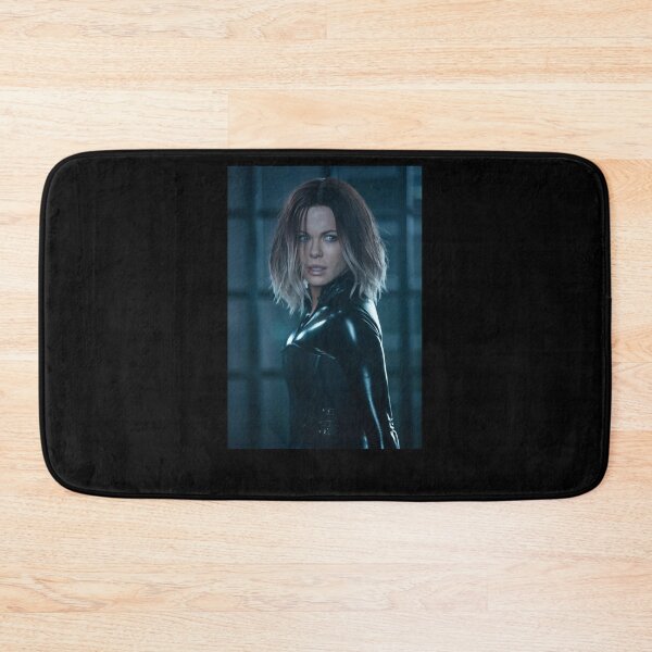 Artikelvorschau, Kate Beckinsale entworfen und verkauft von rolando-hines.