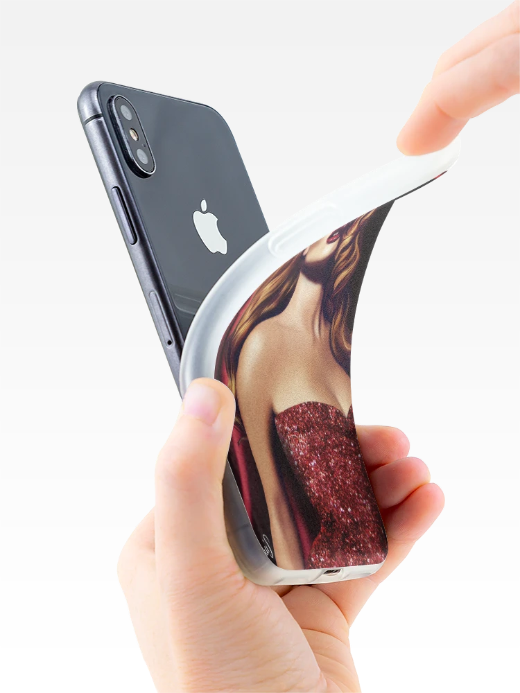 Imagen 4 de 5, Funda de iPhone con la obra Jessica Rabbit, diseñada y vendida por Devis Pederzini.