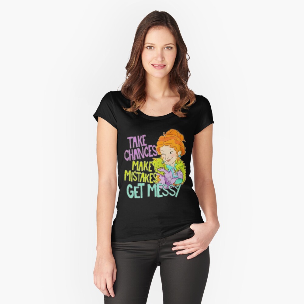 Vista previa del artículo con la obra «Camiseta entallada de cuello ancho», diseñado y vendido por LOREKORUPSKAS.