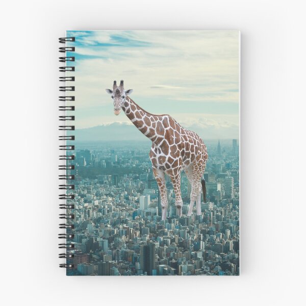 Artikelvorschau, Giraffe in der Stadt entworfen und verkauft von MsGonzalez.
