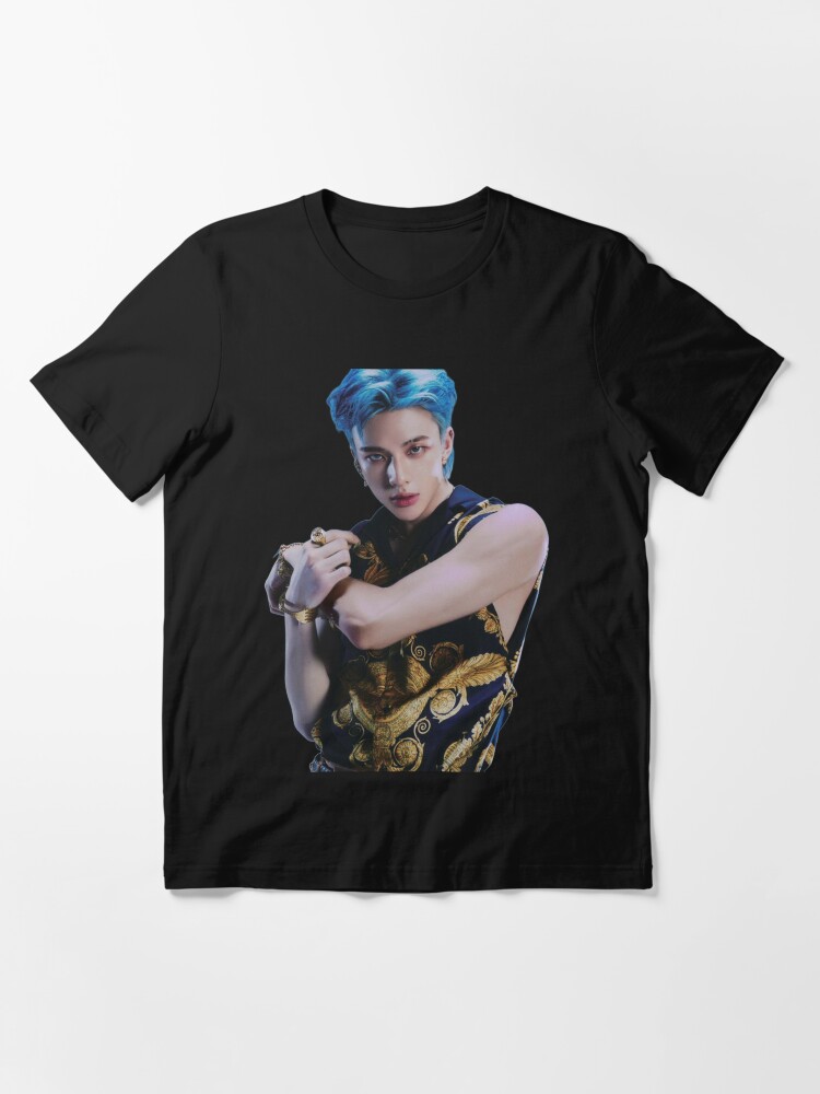 Hyunjin着用 Diesel T-Uncusl T-shirt ʚɞ on X: 