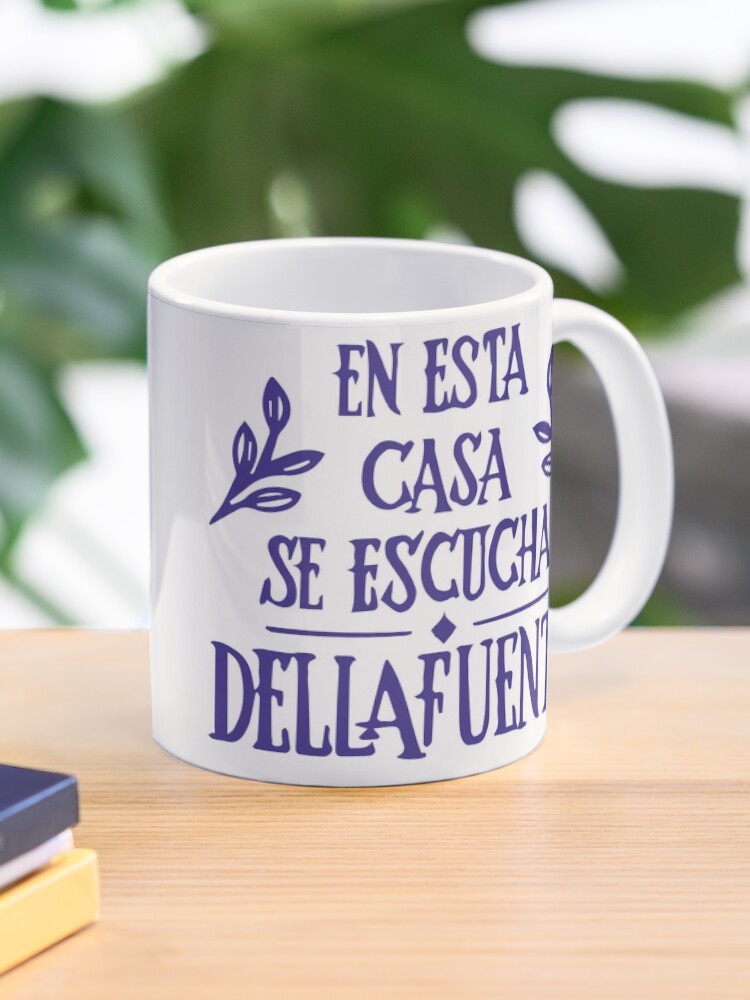 Imagen 1 de 6, Taza de café con la obra En esta casa se escucha Dellafuente., diseñada y vendida por estro-studio.