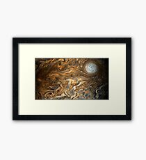 Jupiter Wolken, Jovian Wolken in auffälliger Farbe in dieser Ansicht von der Juno-Raumsonde der NASA aufgenommen Gerahmtes Wandbild