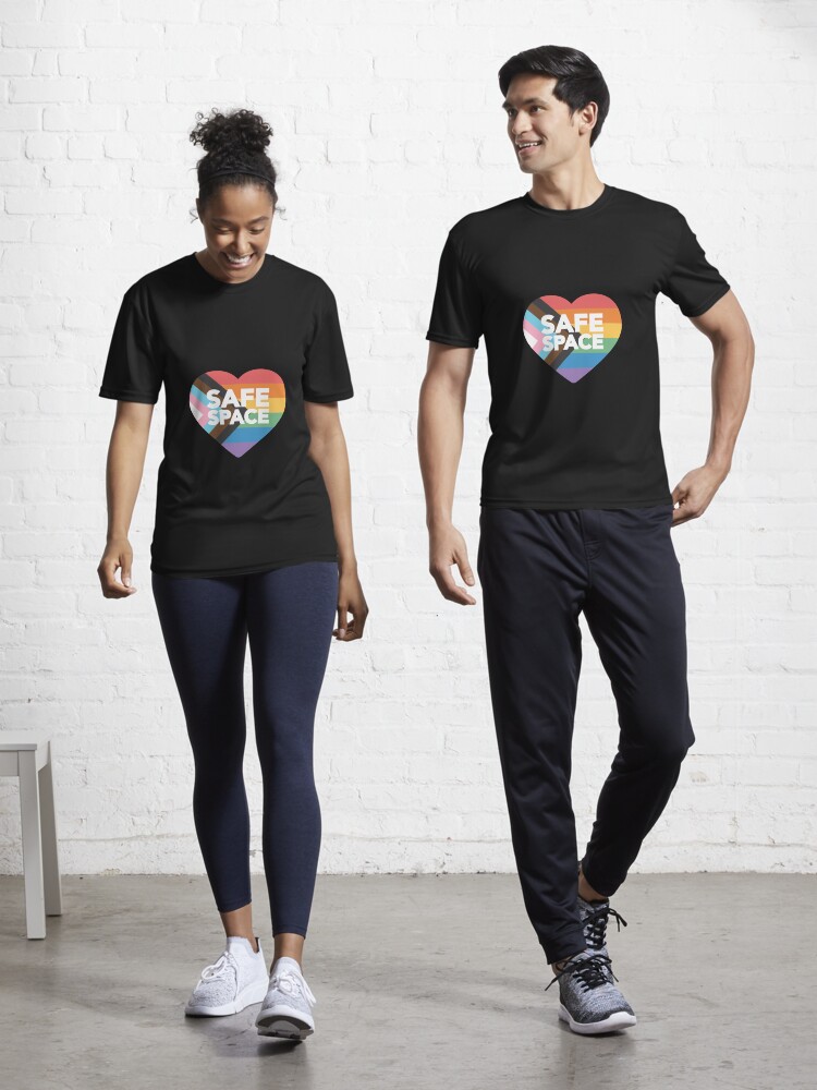 Thumbnail 1 von 7, Funktionsshirt, LGBT-sicherer Raum designt und verkauft von Mapplefords.