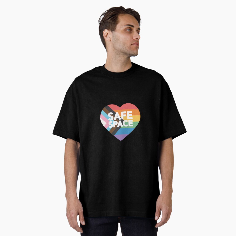 Artikel-Vorschau von Oversized T-Shirt, designt und verkauft von Mapplefords.