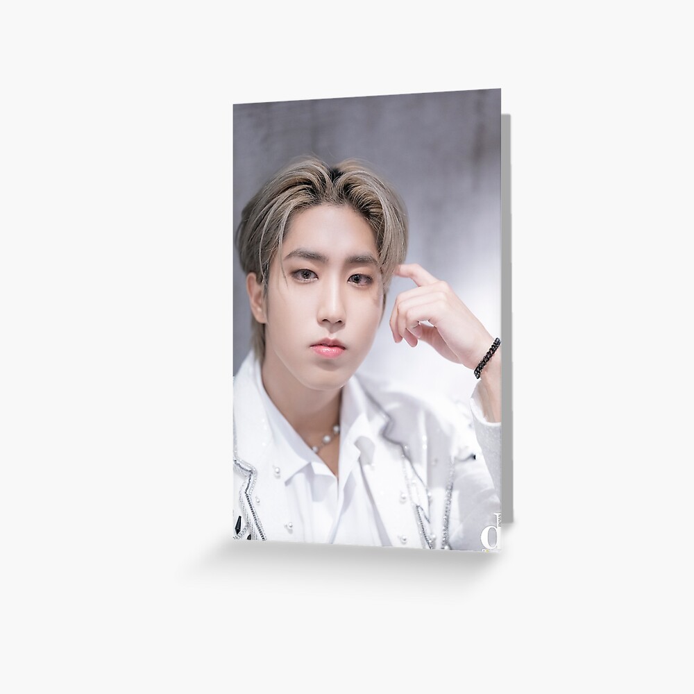 papergc,500x,w,f8f8f8-pad,