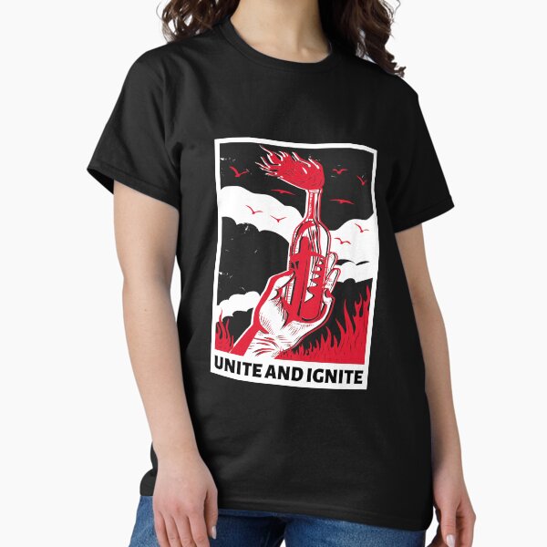Vista previa del artículo con la obra «Unir y encender el rebelde antifascista», diseñado y vendido por RokuCreations.