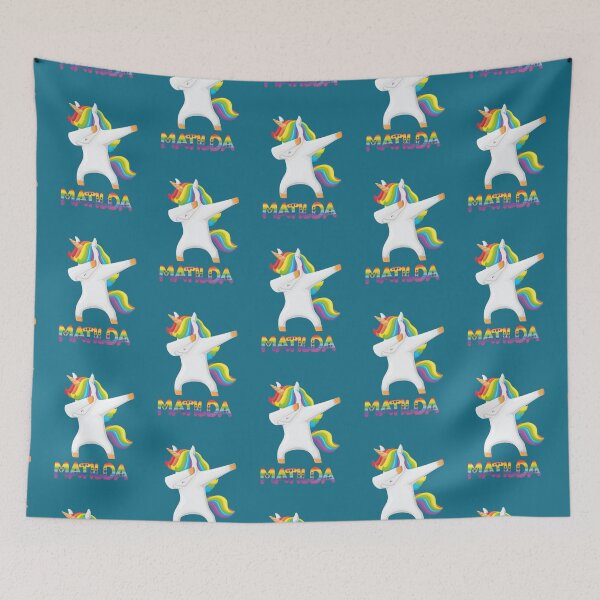 Aperçu de l'œuvre Dabbing Unicorn Matilda - Cadeau personnalisé spécial pour Matilda créée et vendue par maabeam.