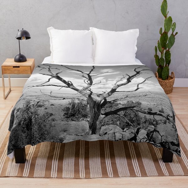 Item preview, Paria Tree Last Stand B&W X103 designed and sold by RichFrancoCars.