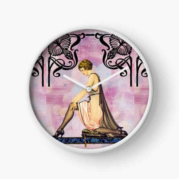 A PASSION FOR DECO Clock