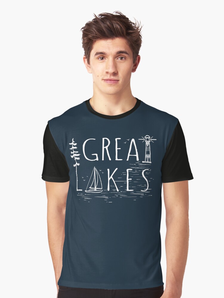 Imagen 1 de 5, Camiseta gráfica con la obra Grandes Lagos, diseñada y vendida por GreatLakesLocal.
