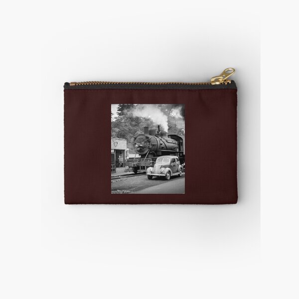 Item preview, West Virginia 1930s designed and sold by lobodelnoir.