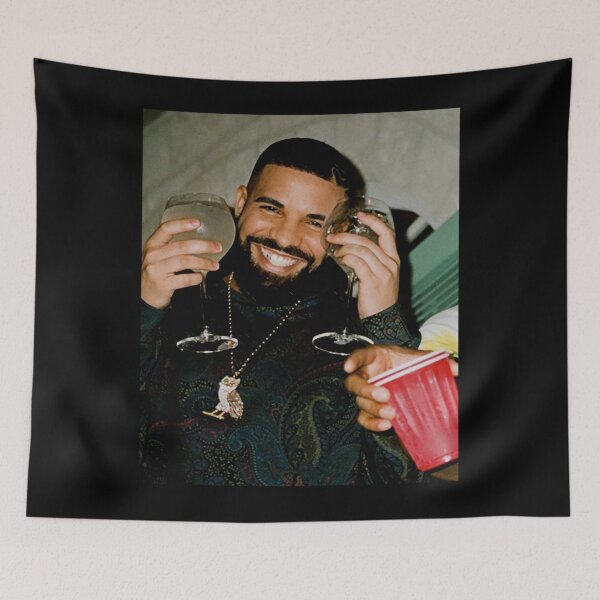 Artikelvorschau, Tasse und Ring-Grafik – Drake Rapper entworfen und verkauft von JadonBaumbach.