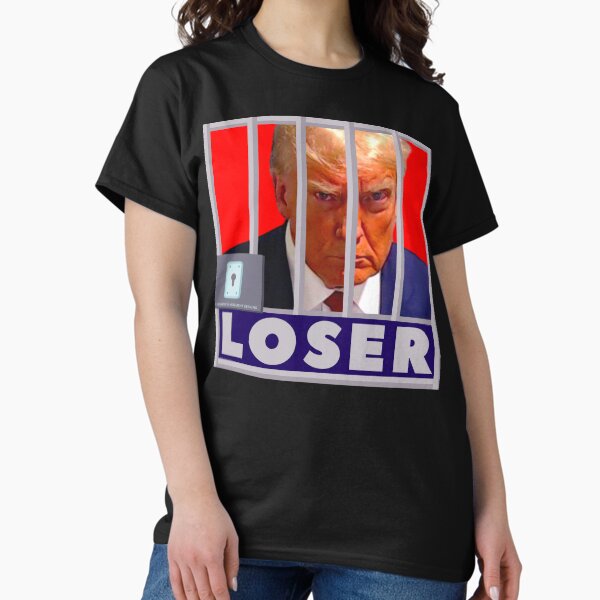 Vista previa del artículo con la obra «PMD01044 Diseños de movimiento progresista Diseño de perdedor con foto policial de Trump para la resistencia liberal demócrata contra la intolerancia, para demócratas liberales o progresistas contra los republicanos MAGA, humor de parodia», diseñado y vendido por ProgressiveLeft.