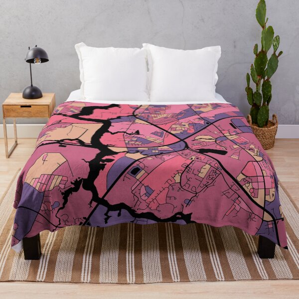 Artikelvorschau, Chesapeake-Kartenmuster in Lila und Rosa entworfen und verkauft von PatternMaps.