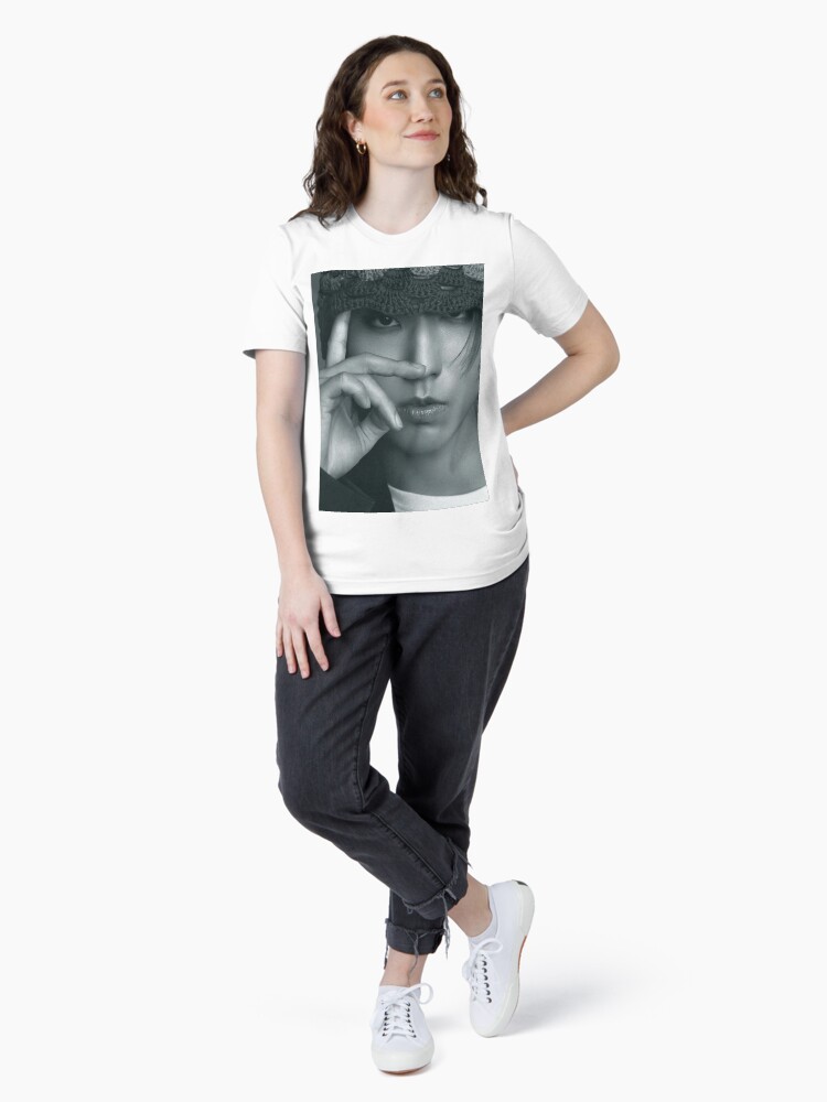 新製品情報も満載 StrayKids スキズ 闇 Tシャツ ポップアップ