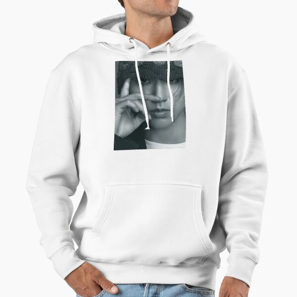 Stray Kids Han Jisung black and white visual singer dancer rapper